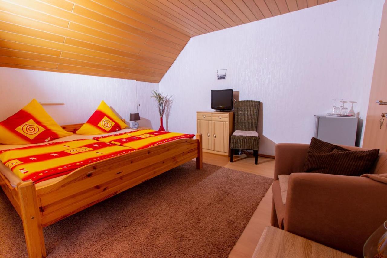 Moselhaus Bed & Breakfast Zeltingen-Rachtig Exterior foto